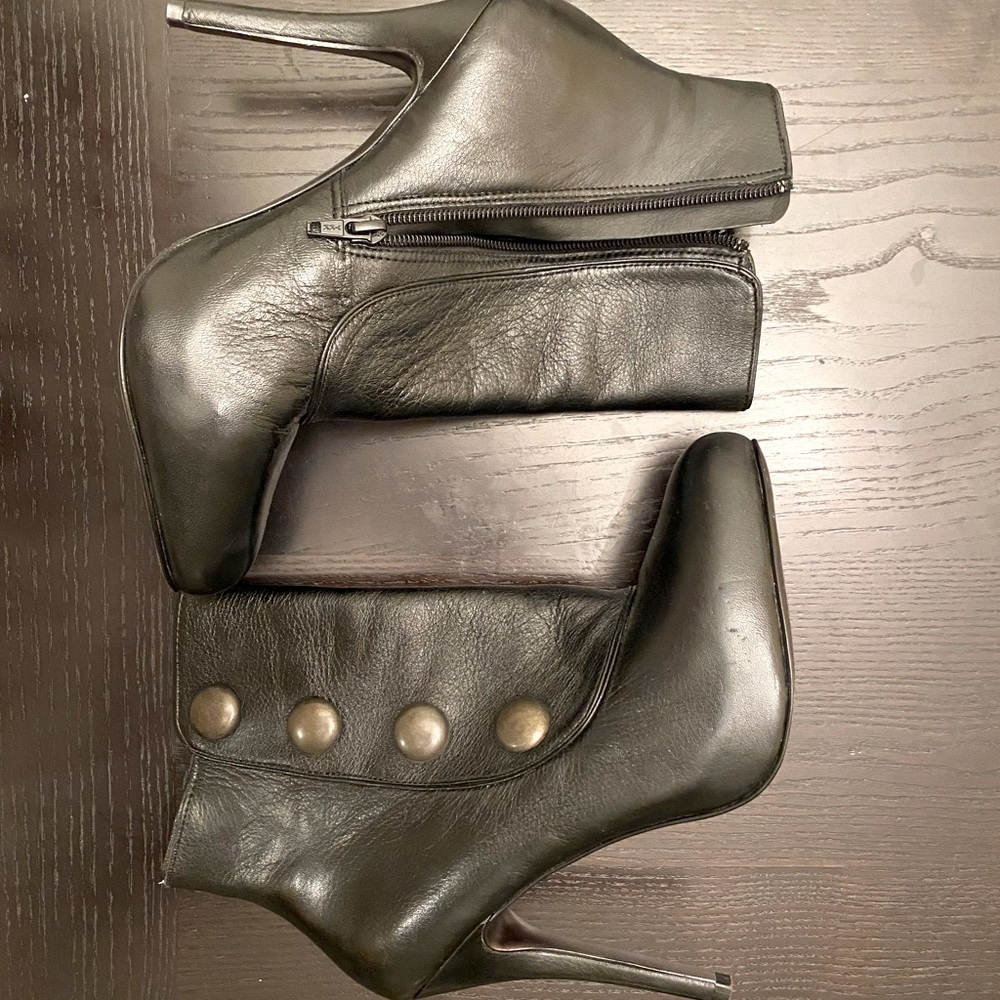 Steve Madden | Platform Booties - Picture 2 of 6